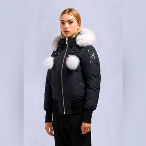 ORIGINAL DEBBIE BOMBER JACKET FUR (Moose Knuckle, Size small)
